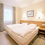 Komfort Appartement mit 1 Schlafzimmer und Balkon im Obergeschoss 120