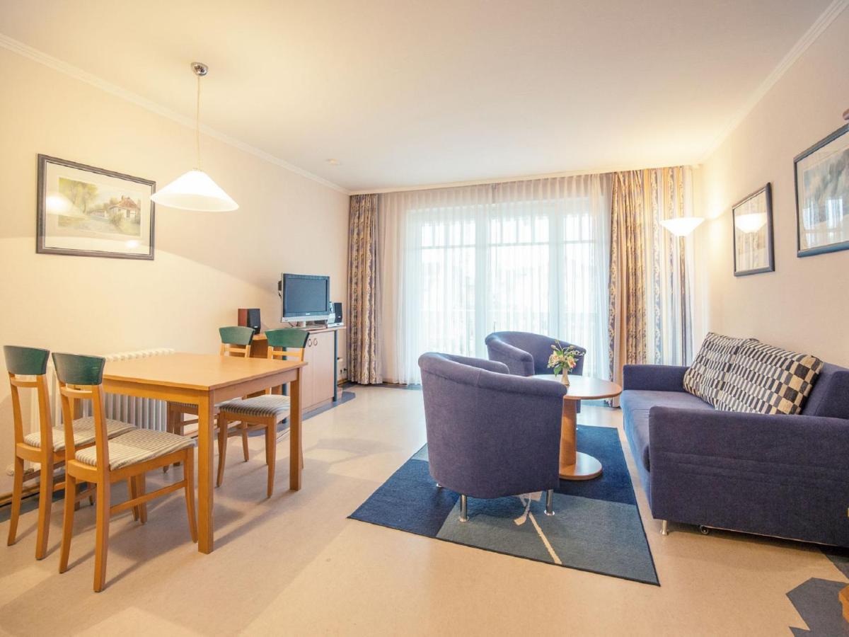 Komfort Mit 1 Schlafzimmer Und Balkon Im Obergeschoss 120 * Ostseebad Binz